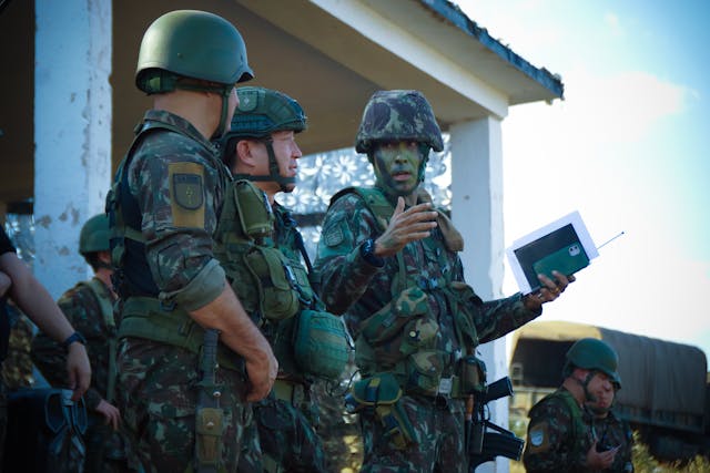 צילום בסיס או הדלפת מידע? התמודדות עם חשדות לעבירות ביטחון מידע